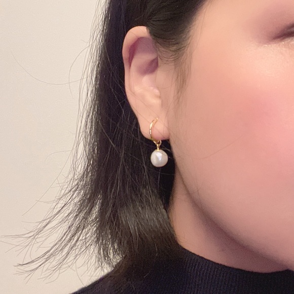 Selena Freshwater Baroque Pearl High Shine Hoop 18K Gold S925 - Picture 2 of 9